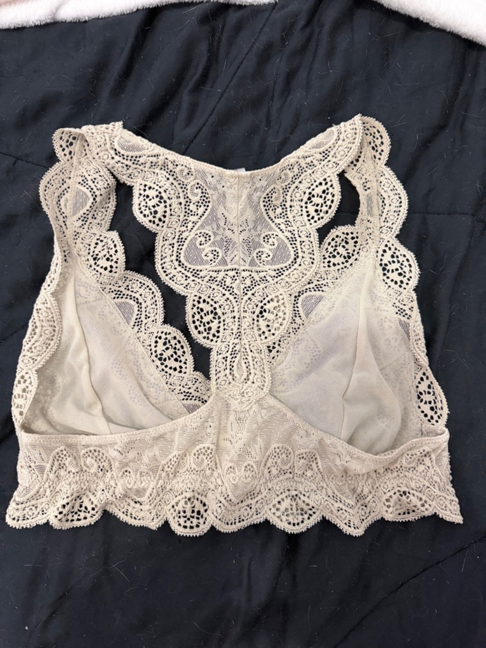 Wishlist Beige/Cream Lace V-Neck Bra – Size Medium – Excellent Condition - Picture 4 of 4